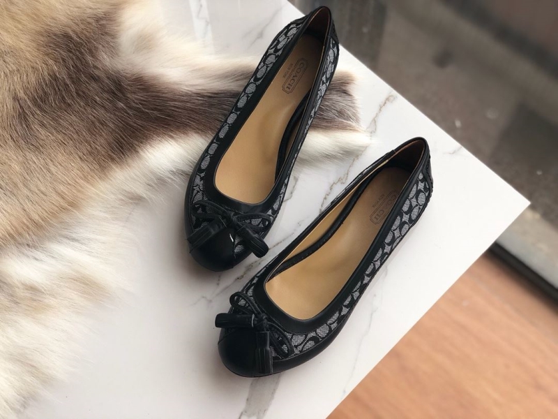 Chanel Flat Shoes